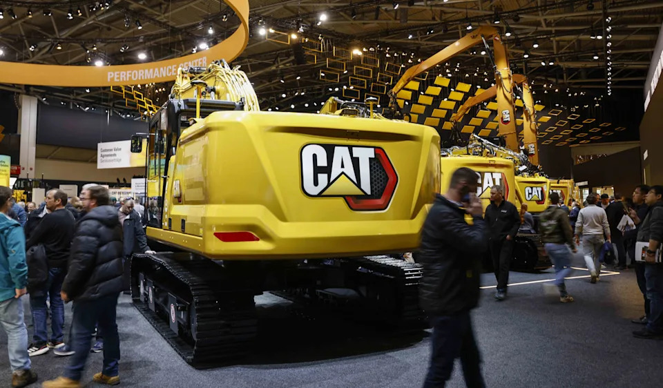 Caterpillar Stock Rises as Baird Analysts Upgrade on Tariff Relief